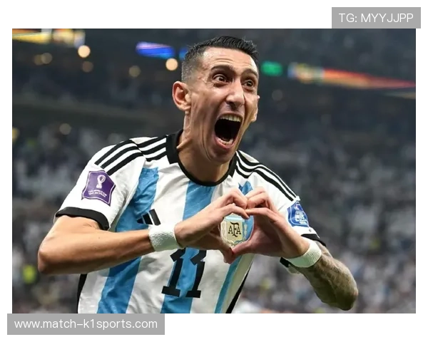 阿根廷最帅足球明星风采展现 与球场魅力并肩同行